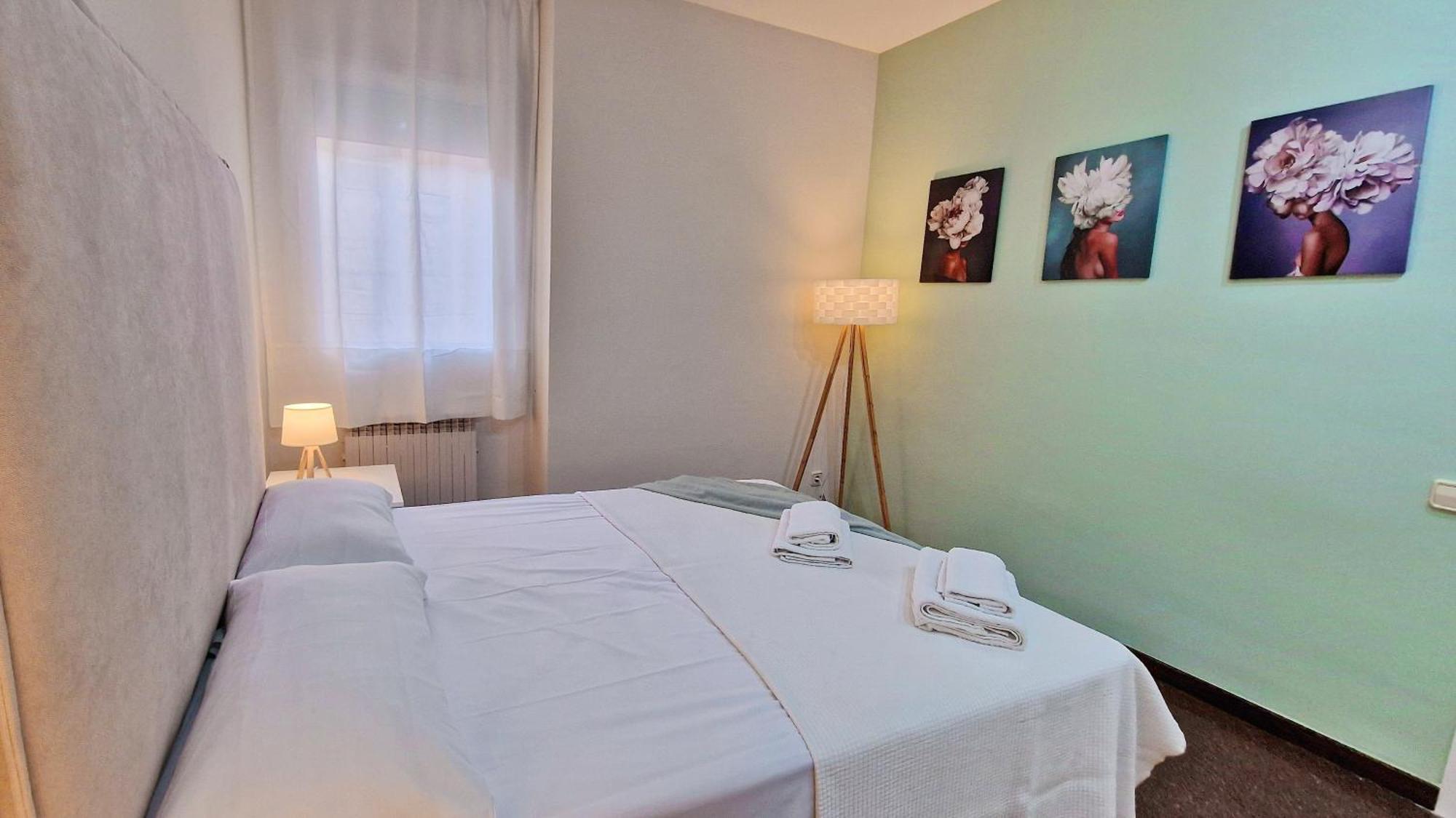 Modern Apartment Close To The Camp Nou Stadium Barcellona Esterno foto